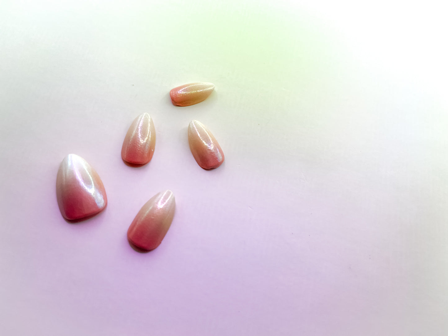 Pearl Beauty Press-On Nails